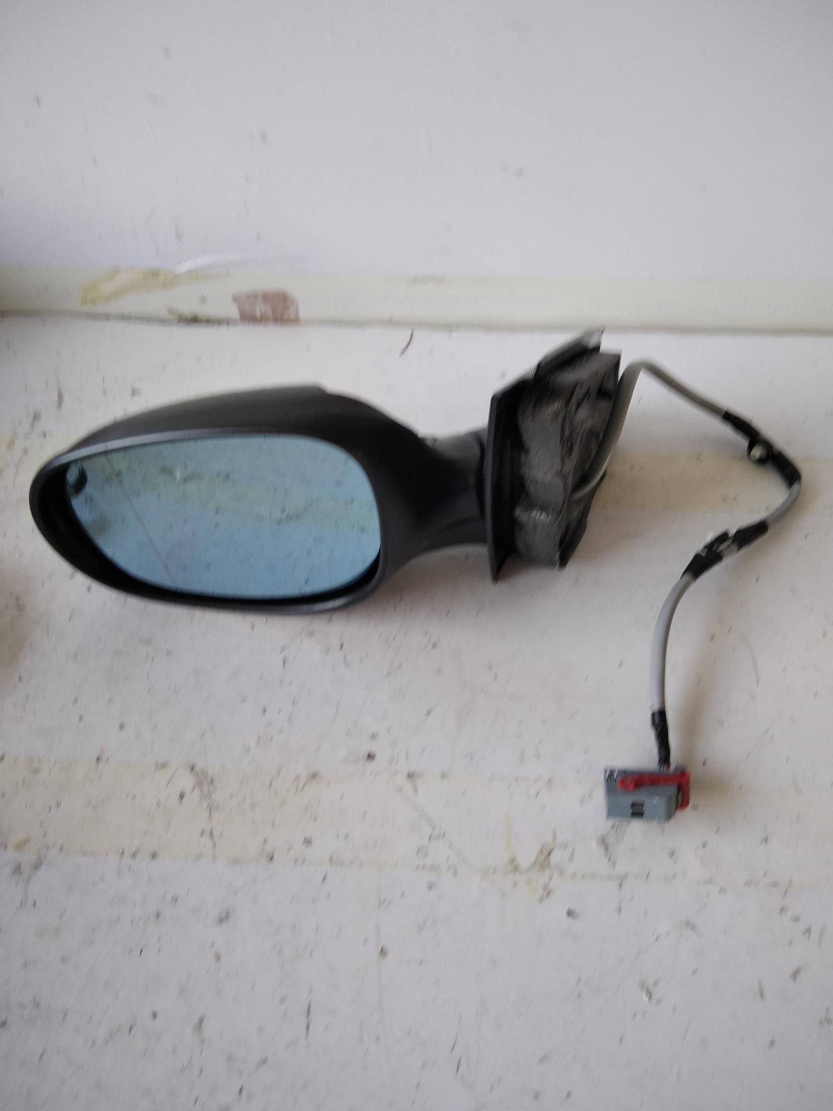 Retrovisore est. regolaz. elettr. sx.